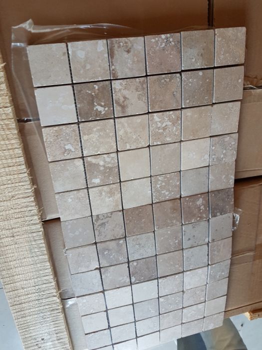 Pedra Travertine 5x5 em pastilha