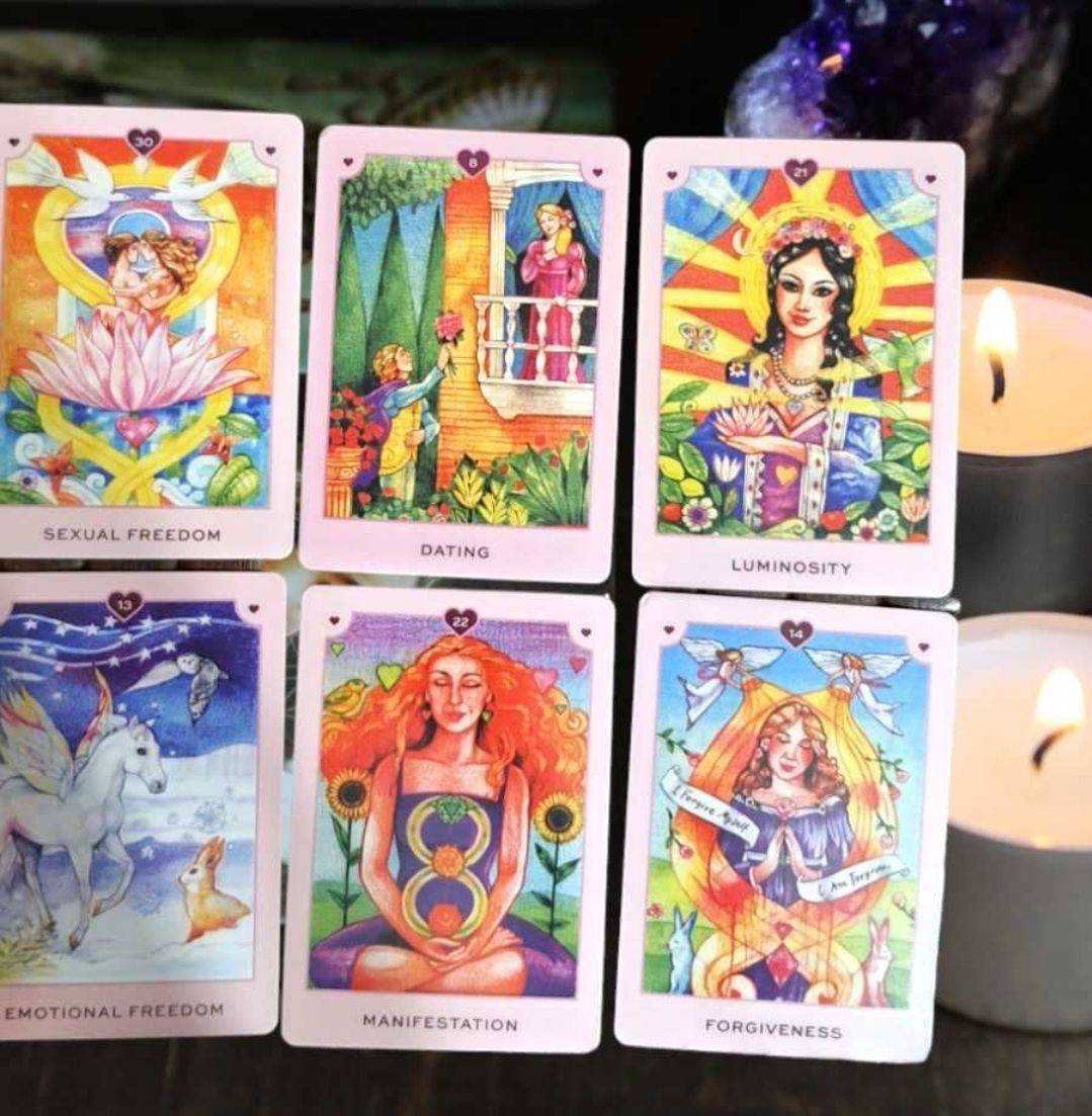 Karty True Love Tarot Oracle. Super prezent. Nowe w folii.