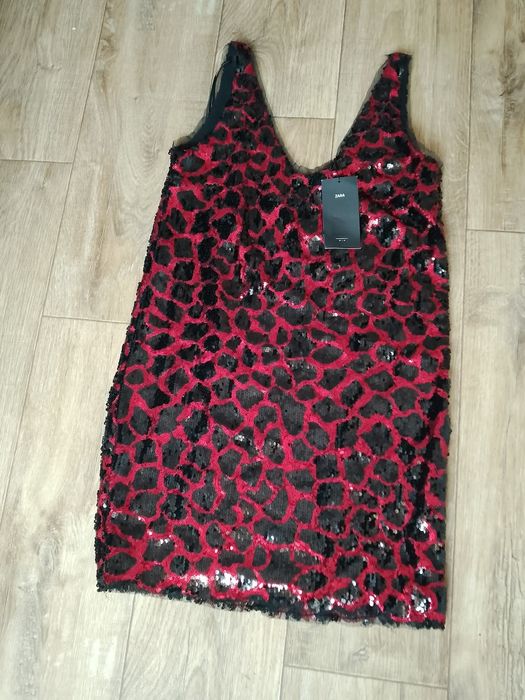 Продам новое платье zara