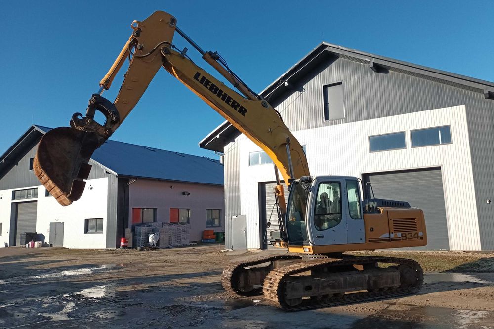 Koparka gąsienicowa Liebherr R934C.