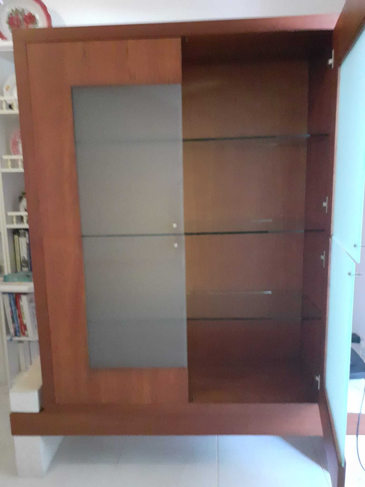 Móvel para sala de madeira e pedra