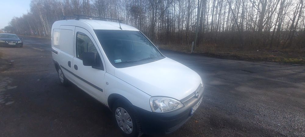 Opel combo zadbany klima 1,3 oszczędny SALON POLSKA