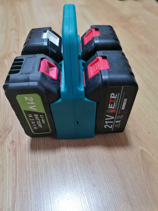 Koszyk na 4 baterie Makita, uchwyt na akumulatory, organizer