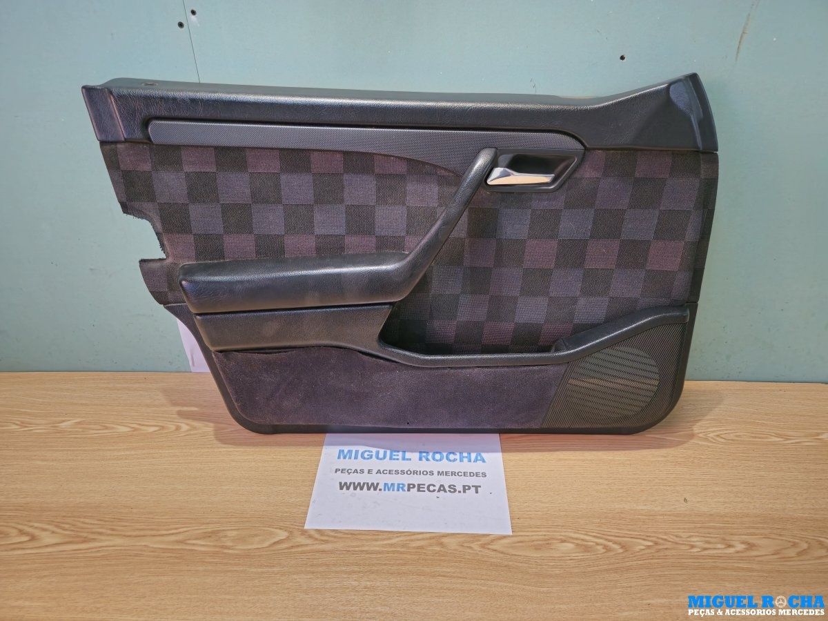 Conjunto de bancos e quartelas Mercedes Classe C W202