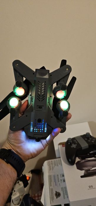 Drone nunca usado novo na caixa.