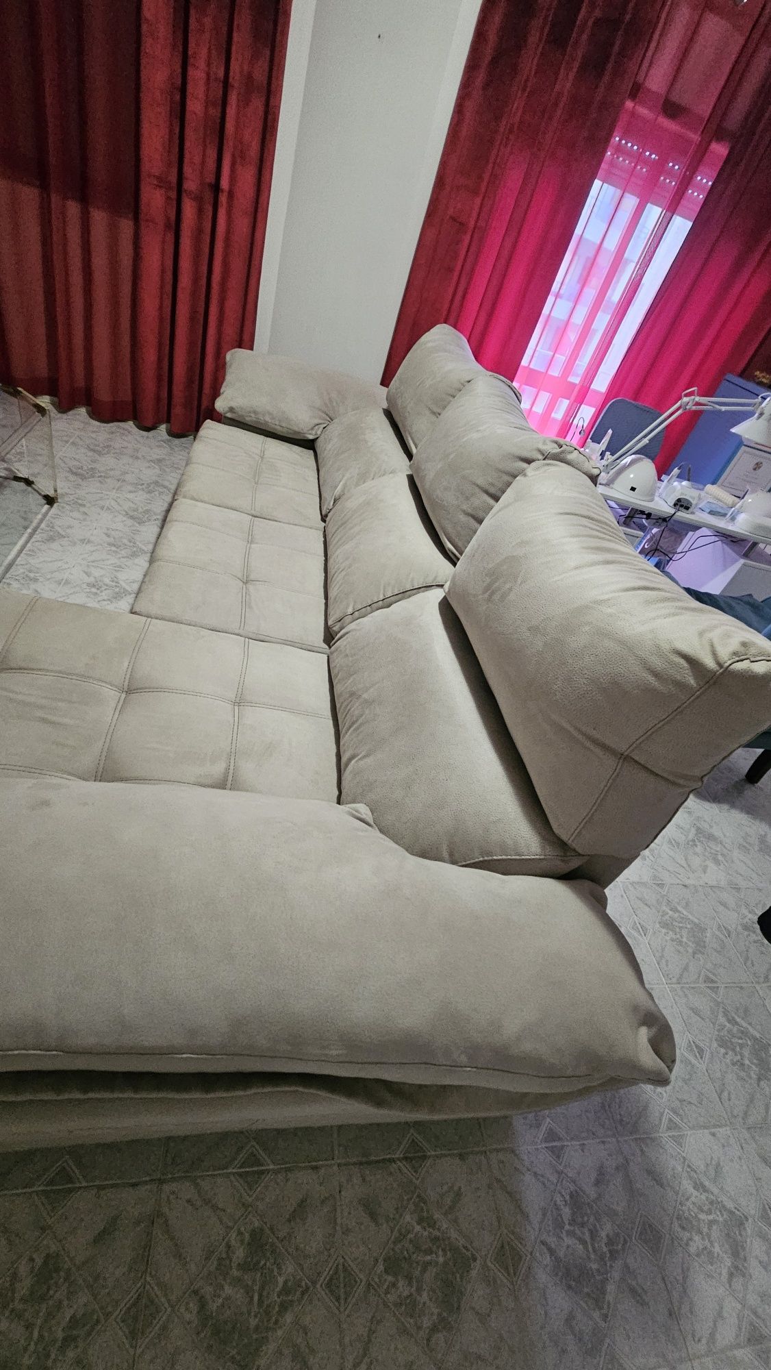 Sofá como novo confortável