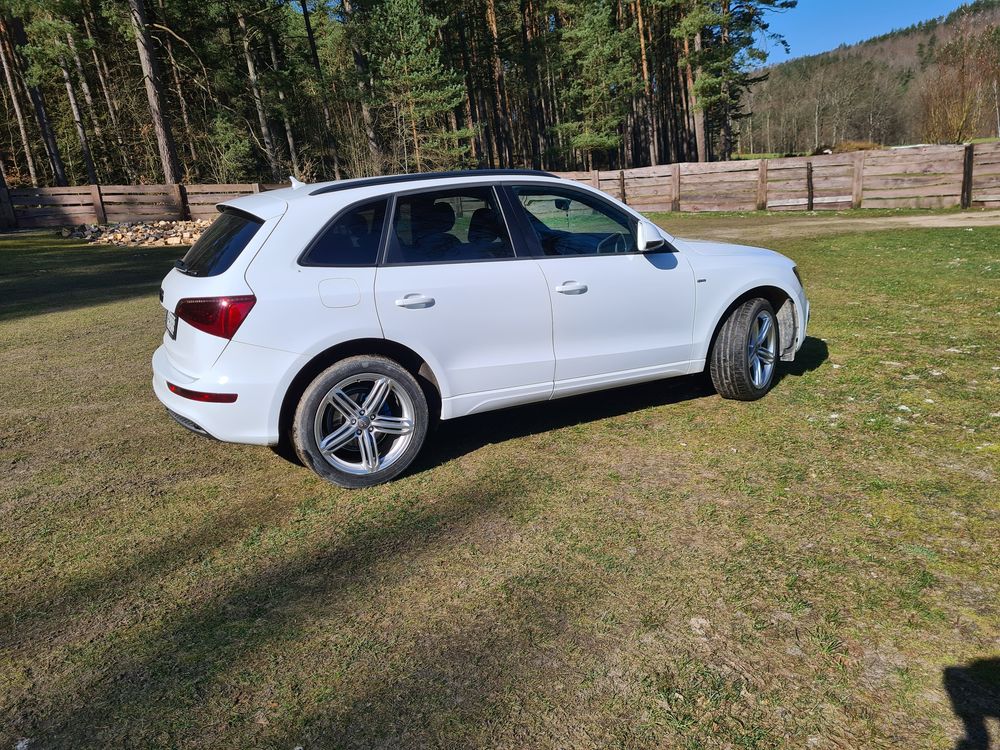 Sprzedam Audi Q5 8R