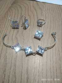 Komplet biżuterii srebrnej z cyrkoniami