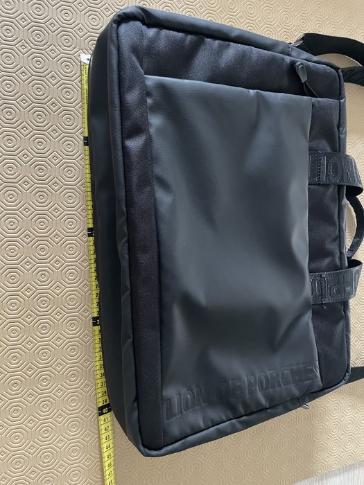 Lion of Porches: Mala para portatil