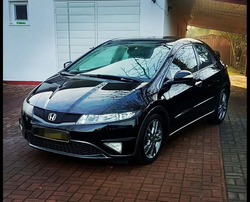 Honda Civic Jak Nowa Po Lifcie 1.8i 6 biegów 140 Koni Benzyna Jeden Właściciel