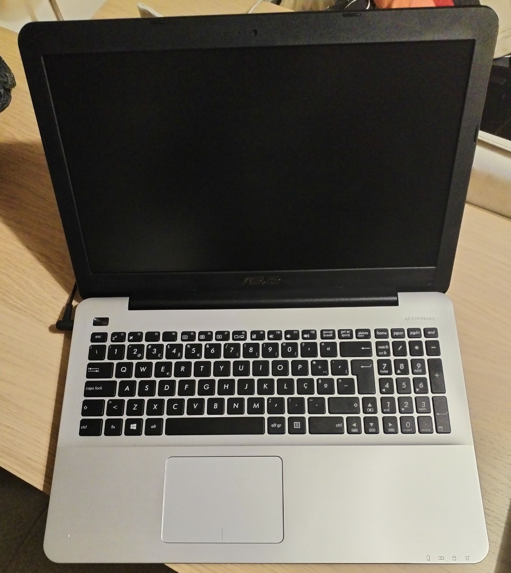 ASUS X555L Recondicionado