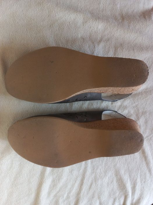 Босоніжки, розмір 39