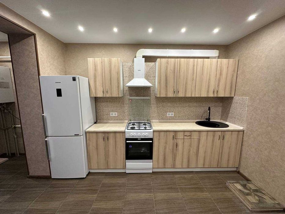 Продажа 1 комн квартира частичный ремонт ЖК пгт Слобожанское Новострой