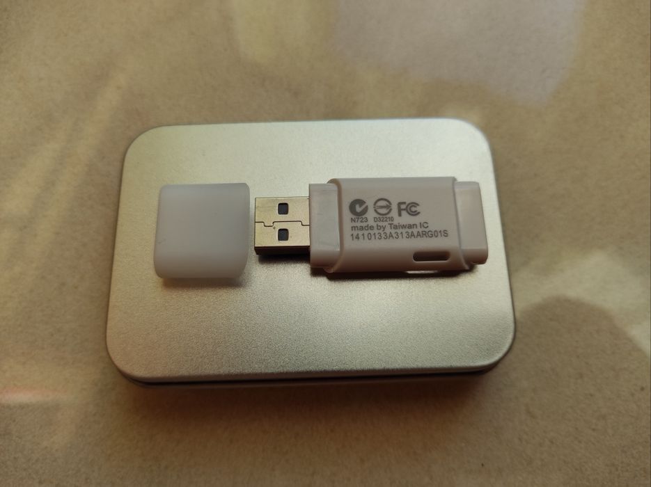 USB Killer - Pandrive Toshiba