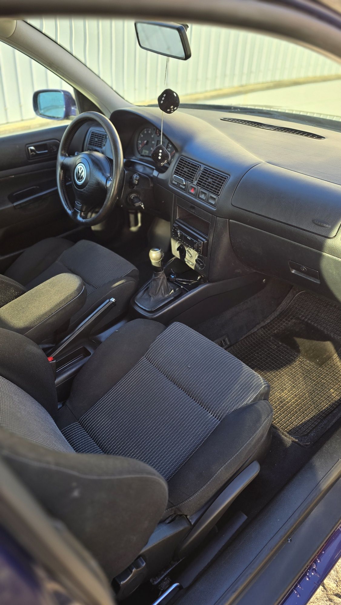 Golf IV 1.6SR Gasolina