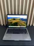 Używany Macbook Pro 13 2021r 16GB 256GB TouchID Magicbar