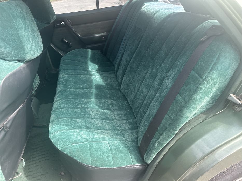 Mercedes Benz E W124