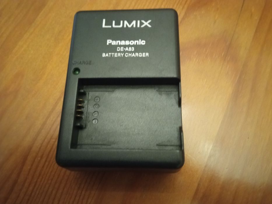 Bateria e carregador para câmara Pnasonicra  panasonic