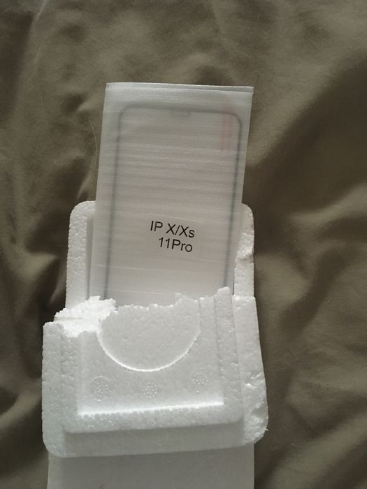 Захисне скло на iphone 11 pro 2 шт