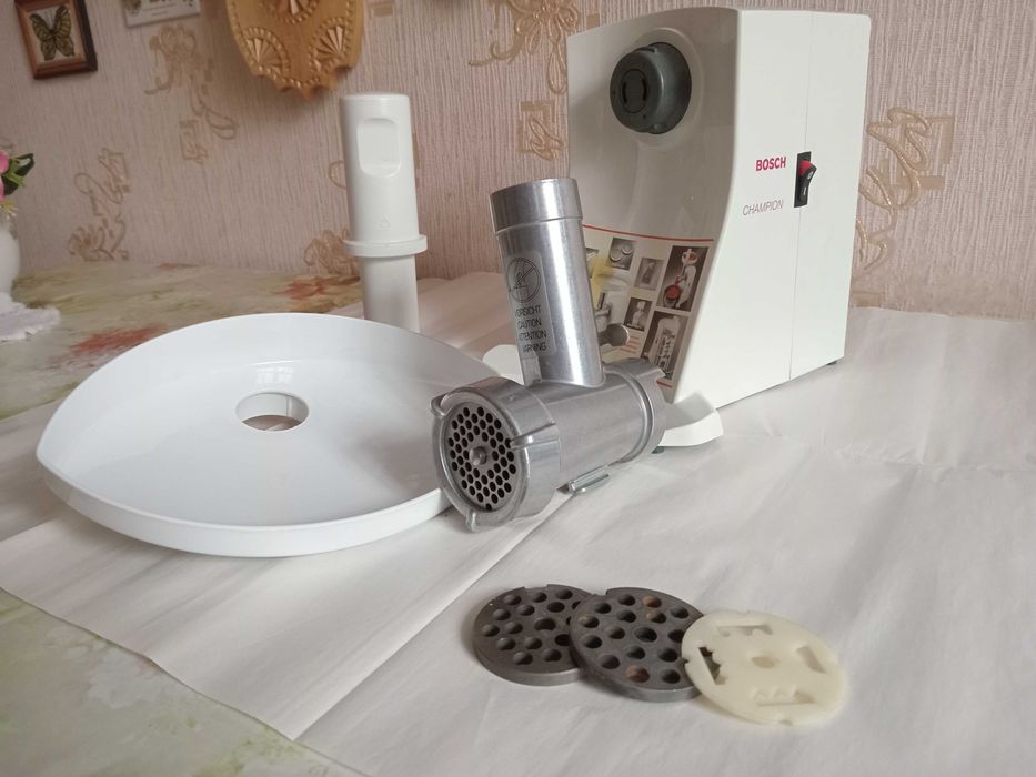 М,ясорубка БОШ   Чемпіон  побутова