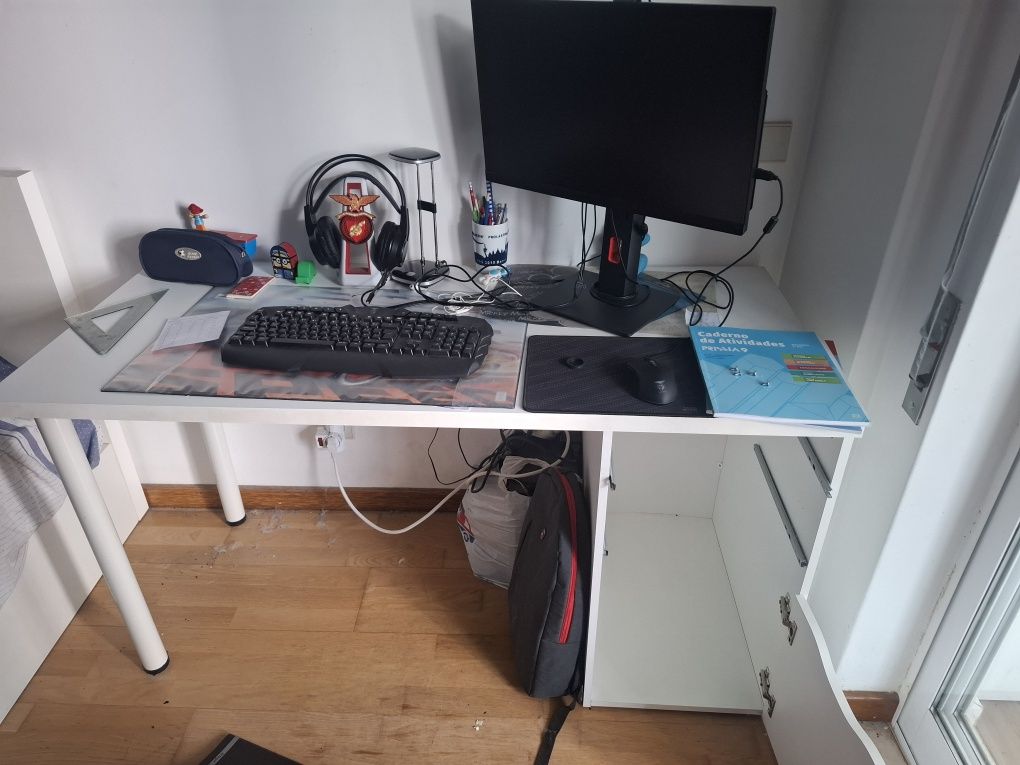 Secretaria branca