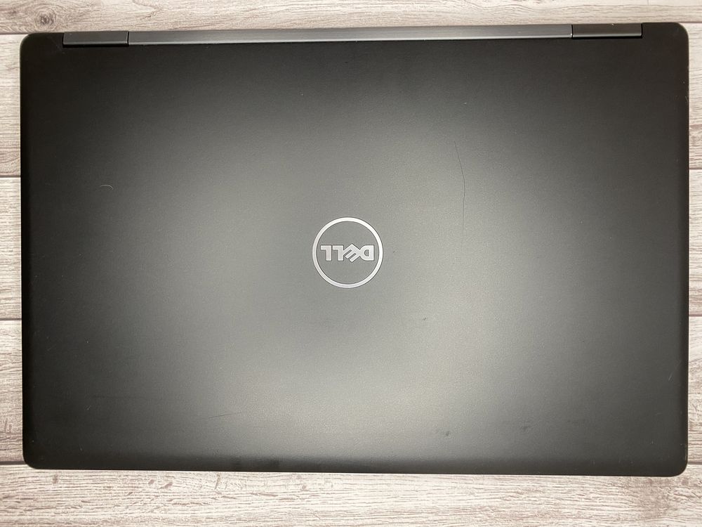 Dell Latitude 5580 15.6’FHD ips i5-6200u 8/256