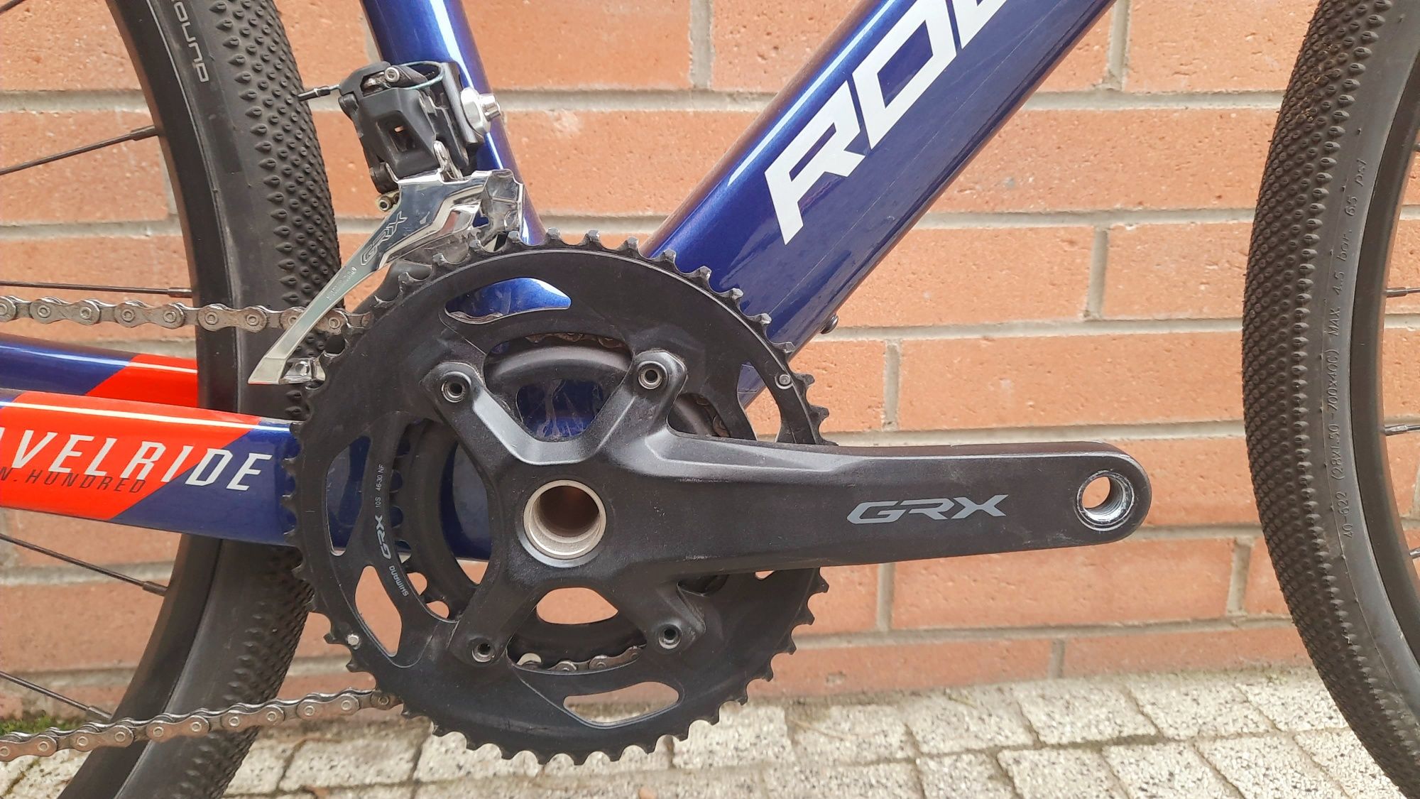 Gravel gravelride 700 rock machine r. L 56 FULL CARBON 9KG GRX 2x11