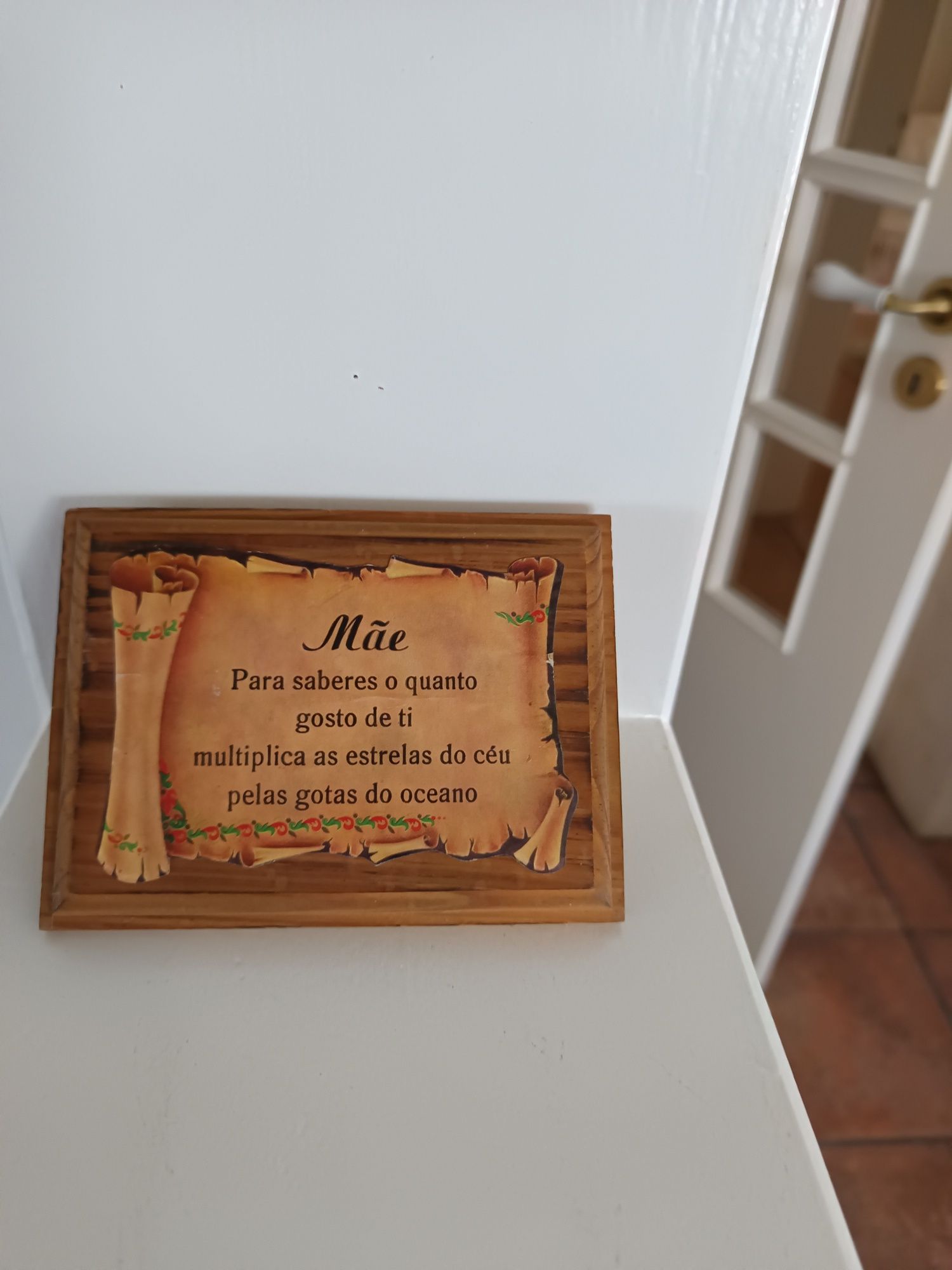 Placa  c/ suporte e dedicatória " Mãe"