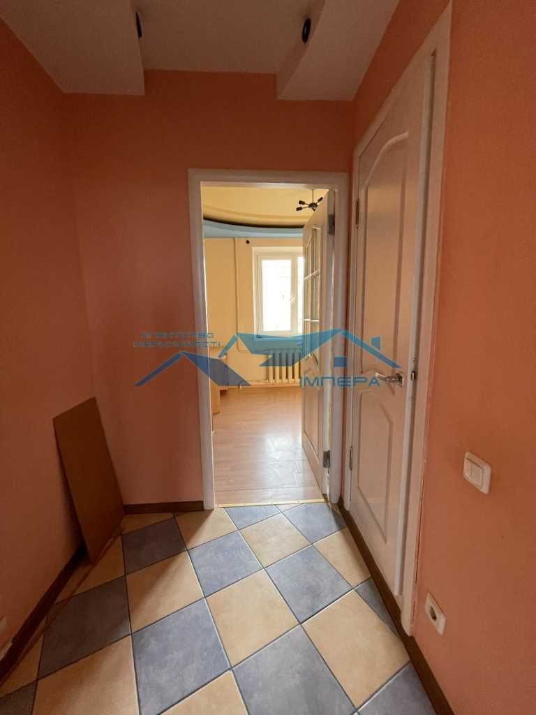 Продам 4к квартиру на Леваді