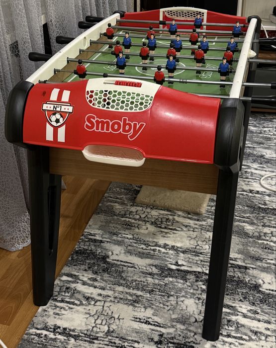 Напівпрофесійний футбольний стіл Smoby
