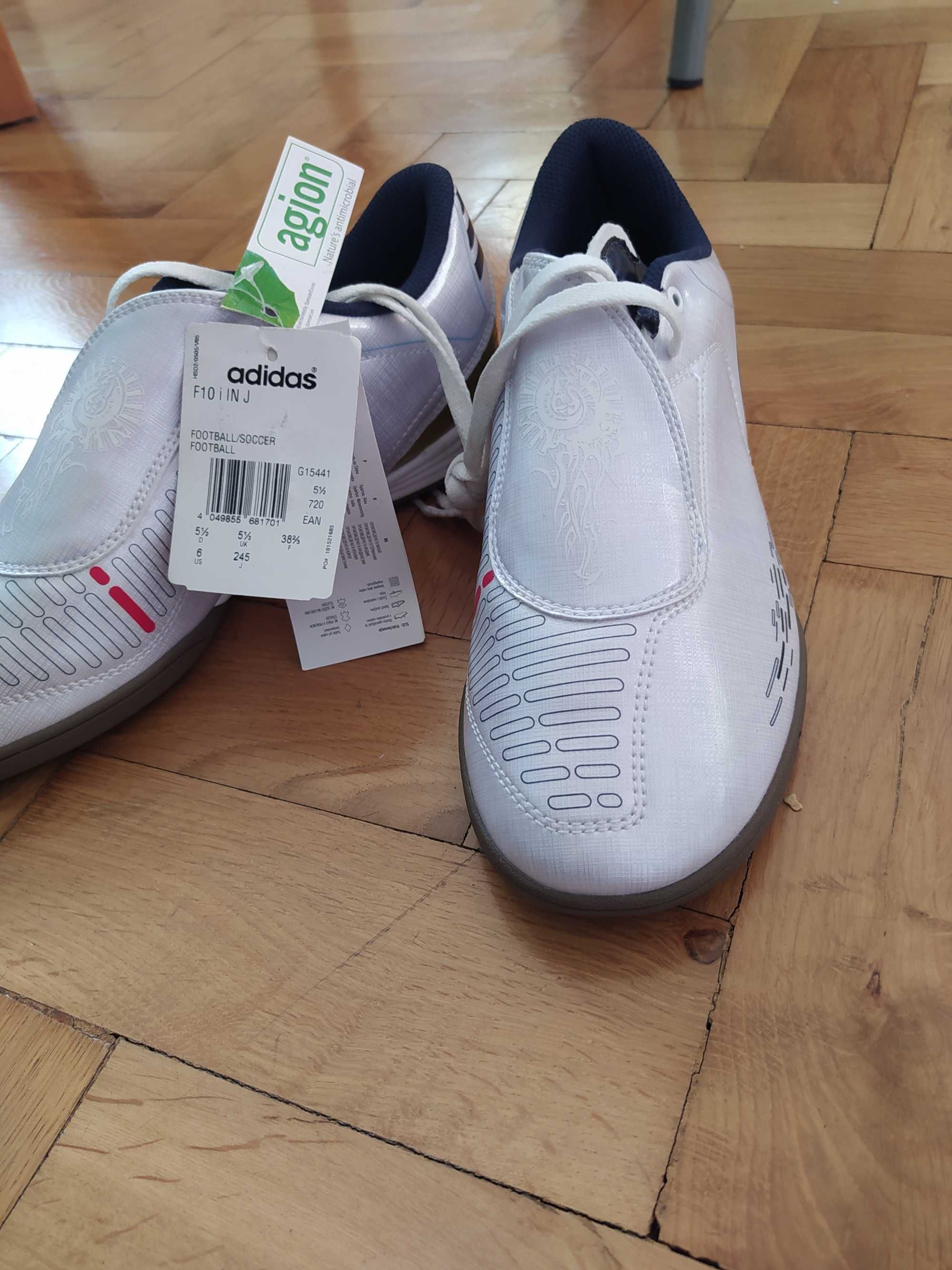 Buty piłkarskie Adidas, rozmiar 38,2/3 :/ 5,1/2