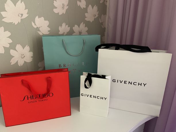 Новые набор фирменные пакеты brocard givenchy shiseido