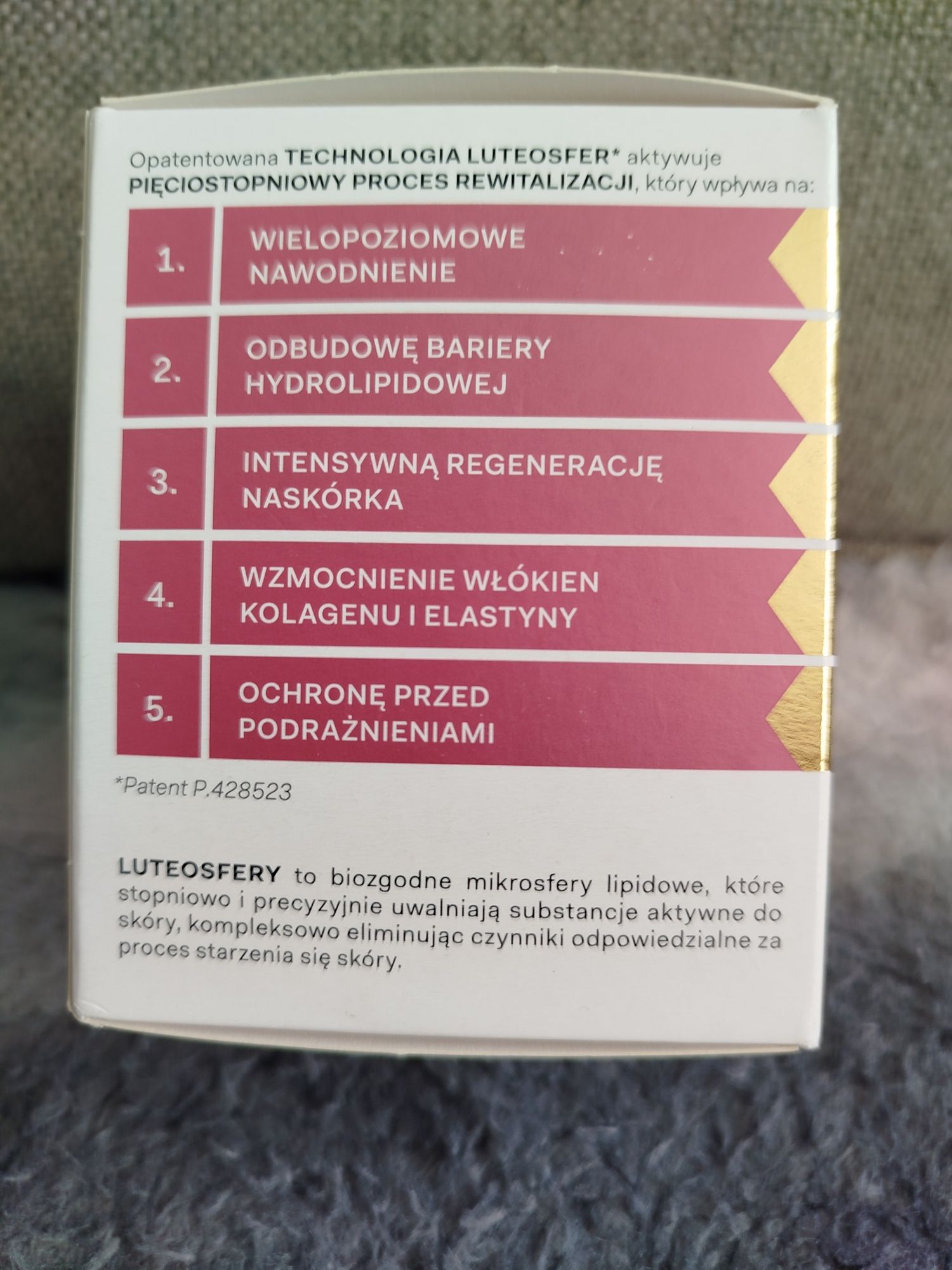 AA krem regenerująco- rozświetlający aktywny lifting na noc