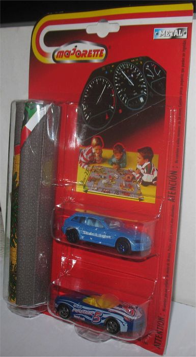 Majorette - BMW Z3 Coupe + Porsche Boxster + Tapete de Jogo -Serie 927