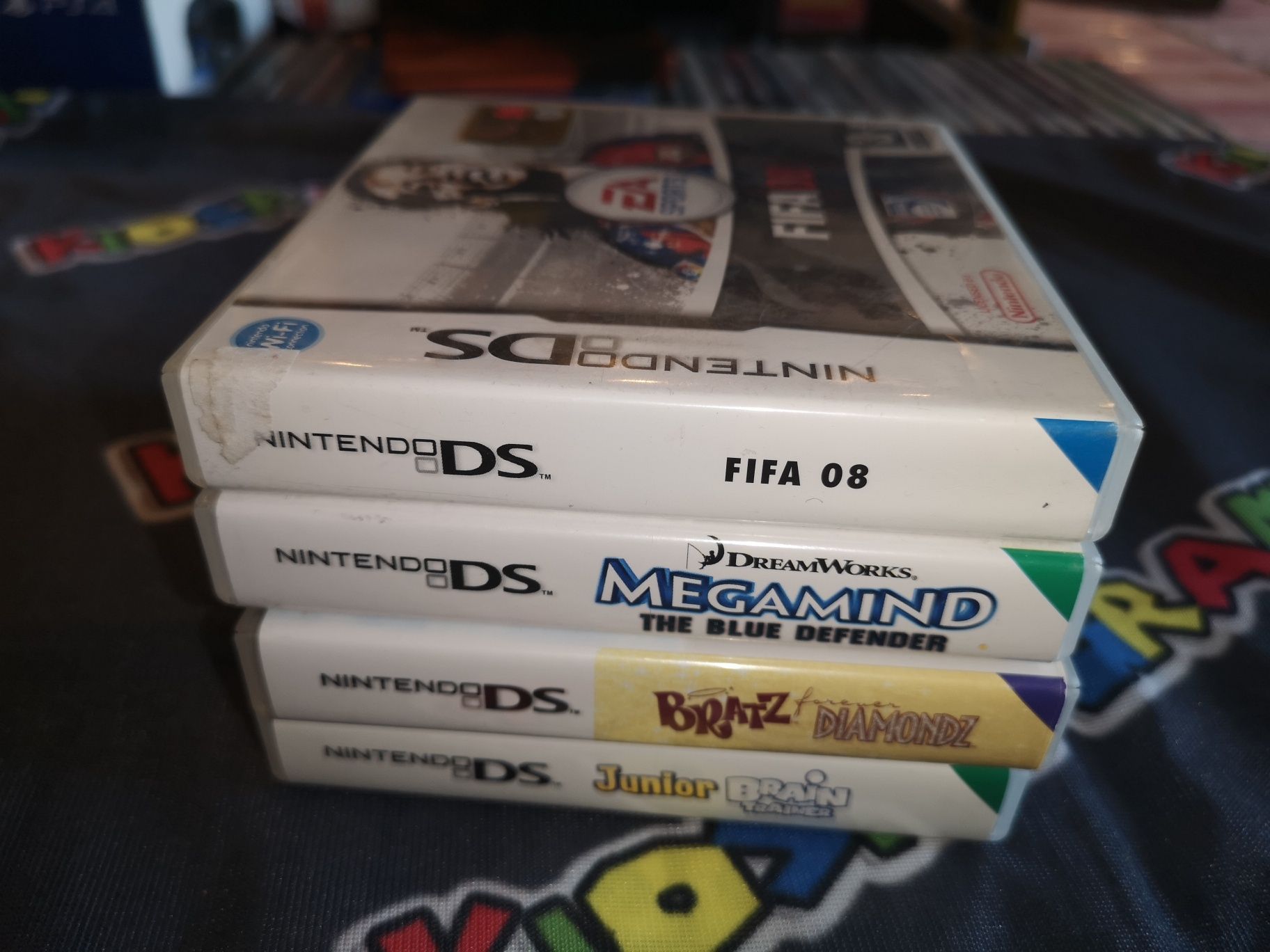 Zestaw 4 gry DS NINTENDO (WYPRZEDAŻ cena za całość) FIFA i inne.