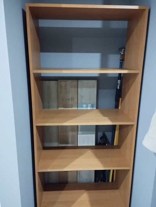 Regał z półkami pokojowy, sklepowy