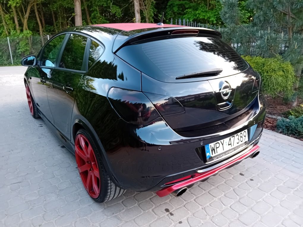 Opel Astra J 1.4 Benzyna Klimatyzacja Bogate wyposażenie