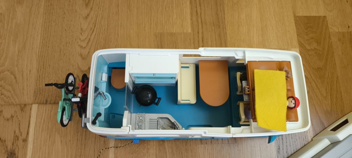 PLAYMOBIL 70088 Rodzinne auto kempingowe