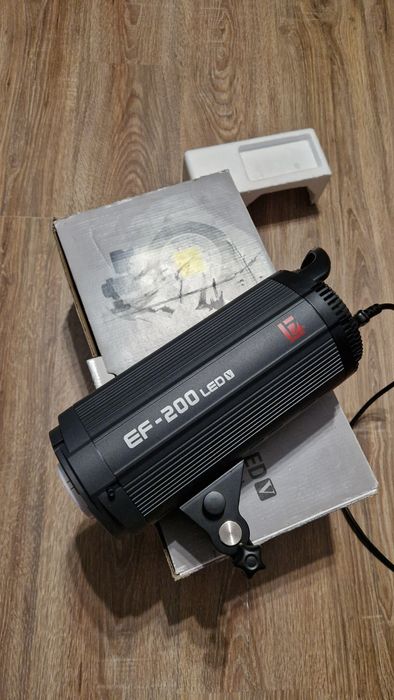 Професійний студійний освітлювач, постійне світло Jinbei EF(5500k) Sun