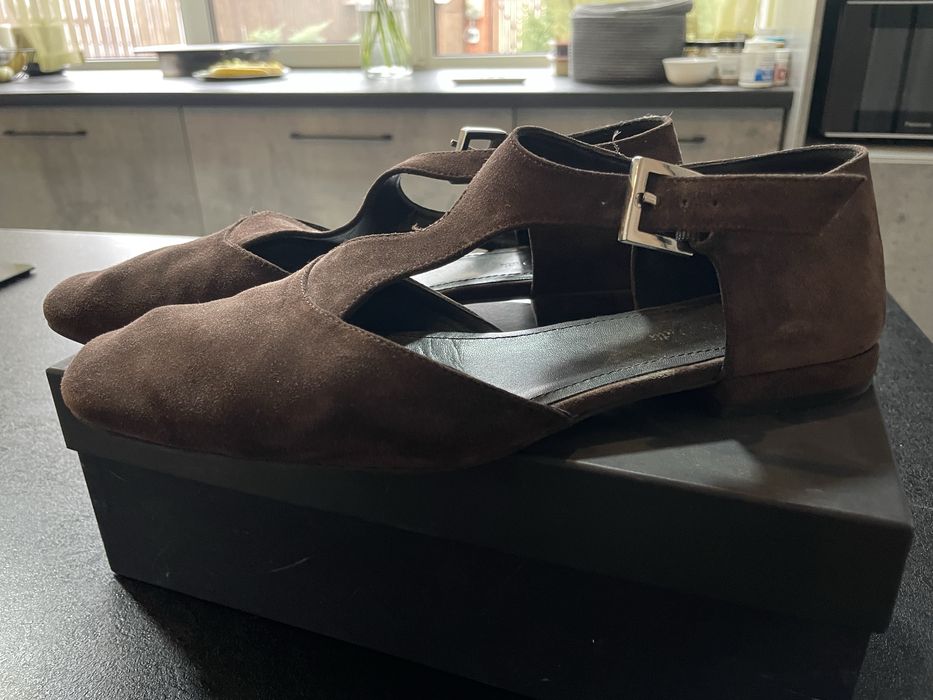 Дуже стильні замш босоножки Massimo Dutti 38-39