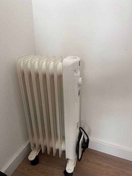 Aquecedor a óleo novo