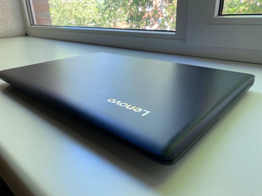 Продам Ноутбук Lenovo