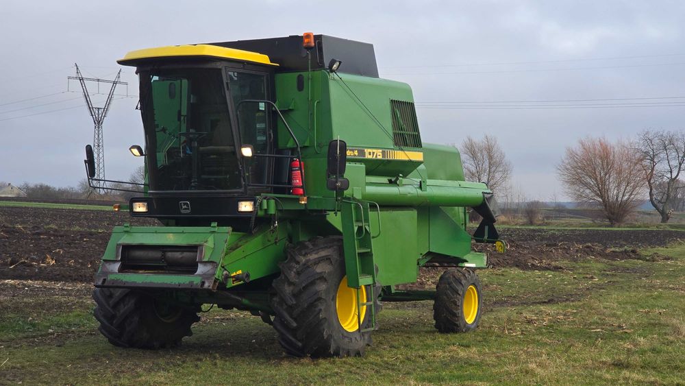 Свіжопривезений Джон дір 1075 н4