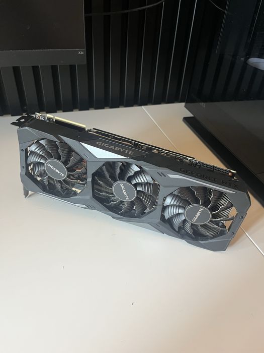 Gigabyte rtx 2070 Super gaming OC em ótimas condições