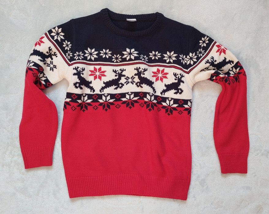 Sweterek chłopięcy świąteczny r.128