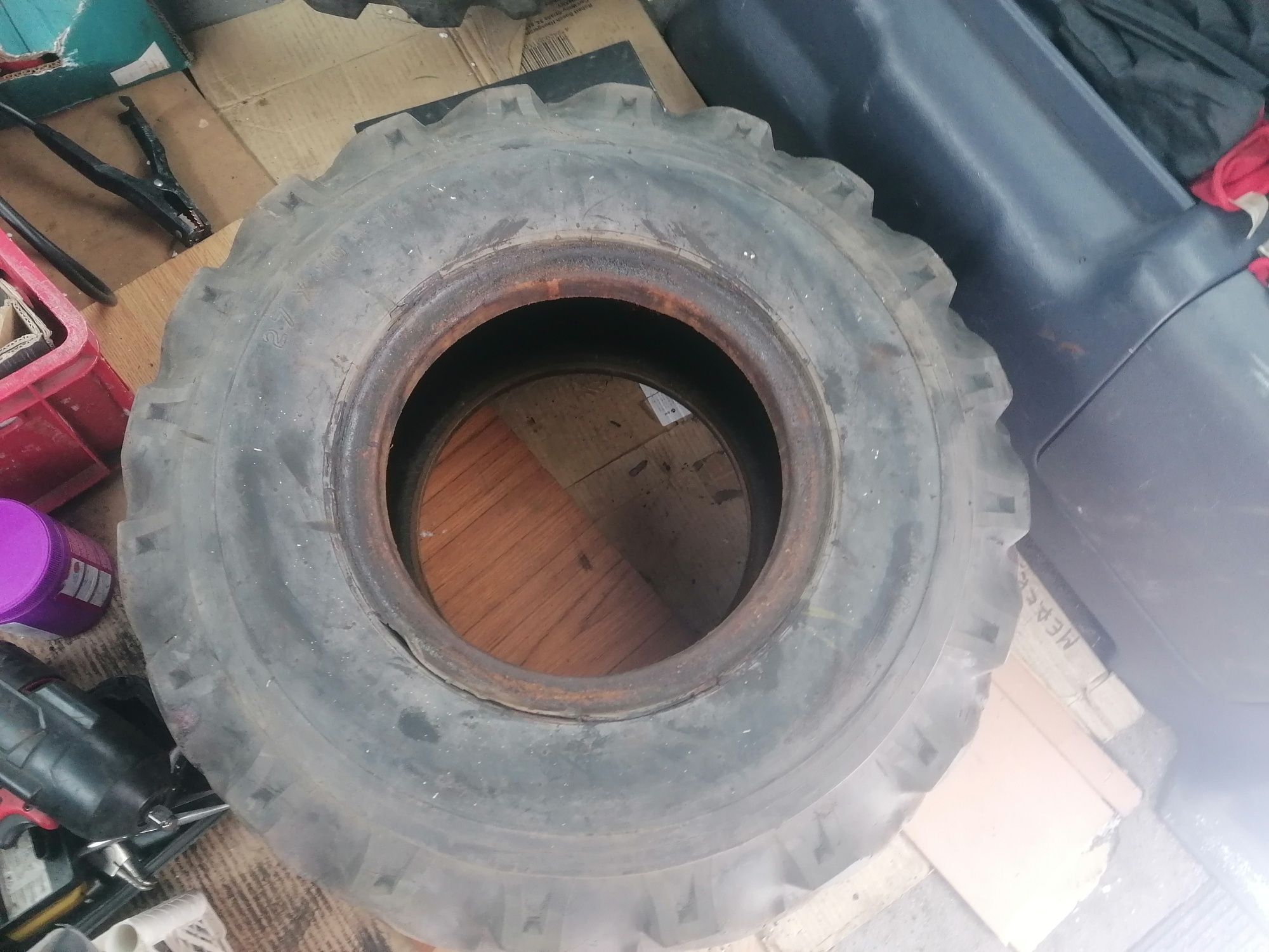 Opony 27x10-12  250 75 R12 do wózka widłowego 2szt pompowane