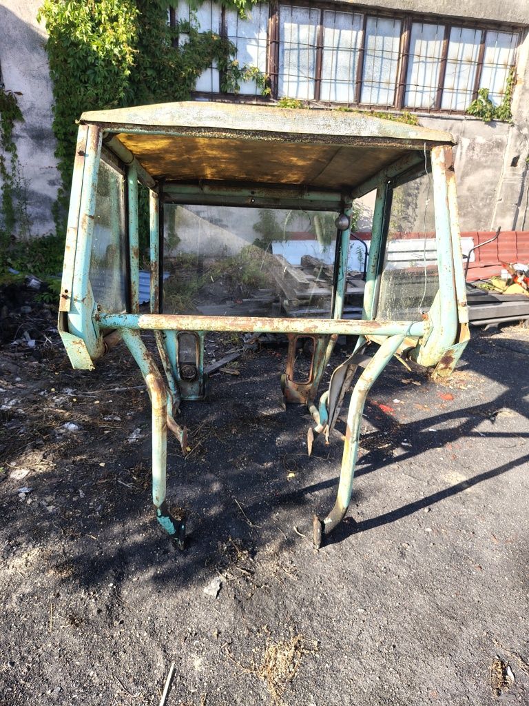 Kabina c360 c355 c4011