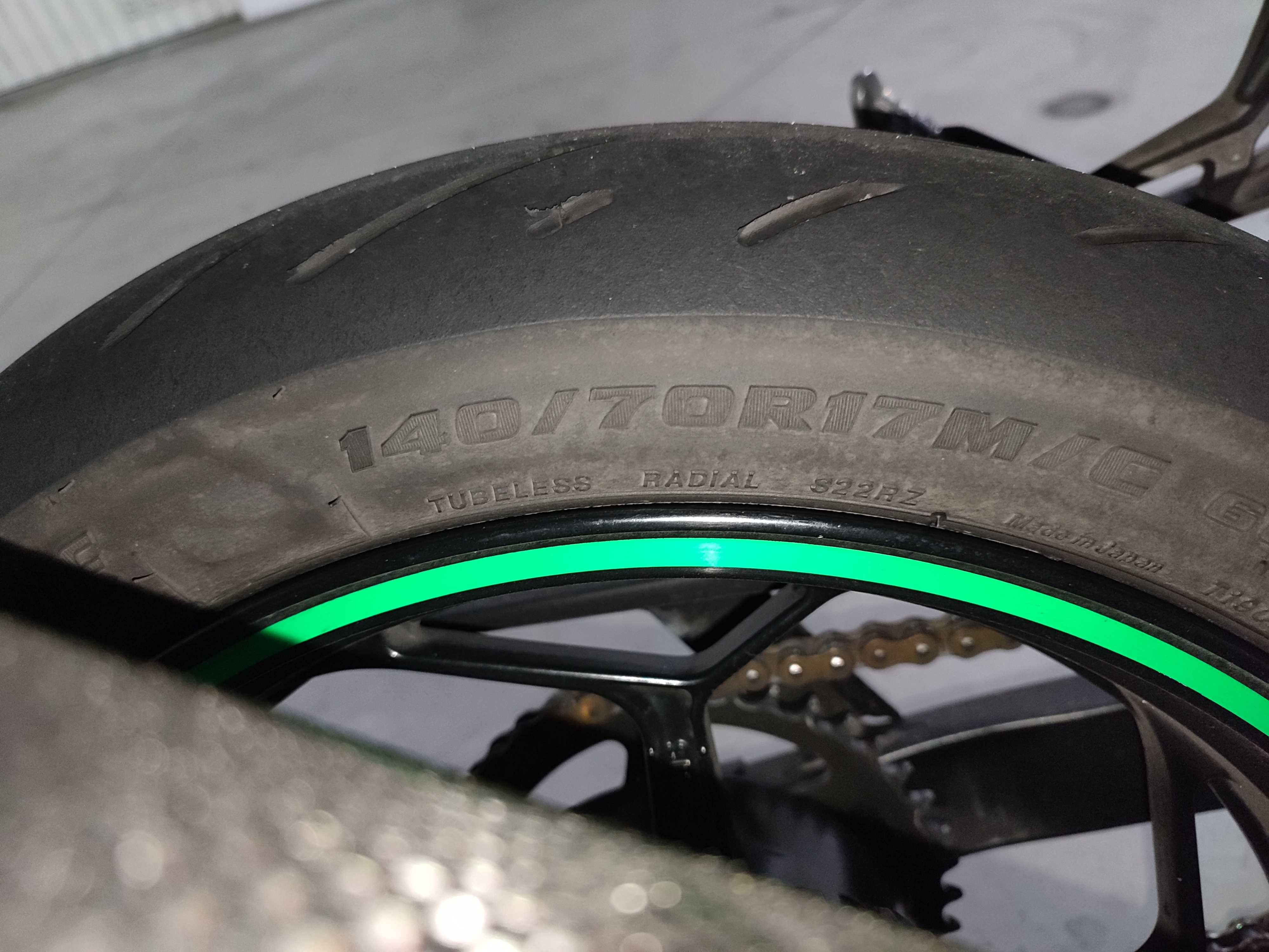 Kawasaki ninja 300 abs