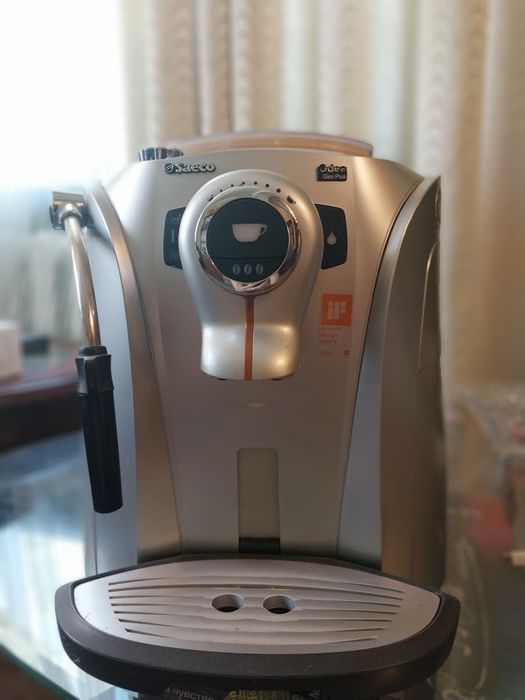 Кофе машинка Saeco