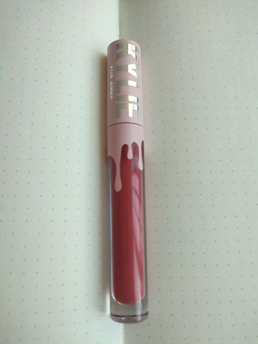 pomadka kylie jenner matte liquid lipstick 500